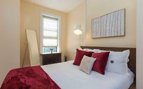 Lavish 3 Bedroom Apt In Williamsburg!!